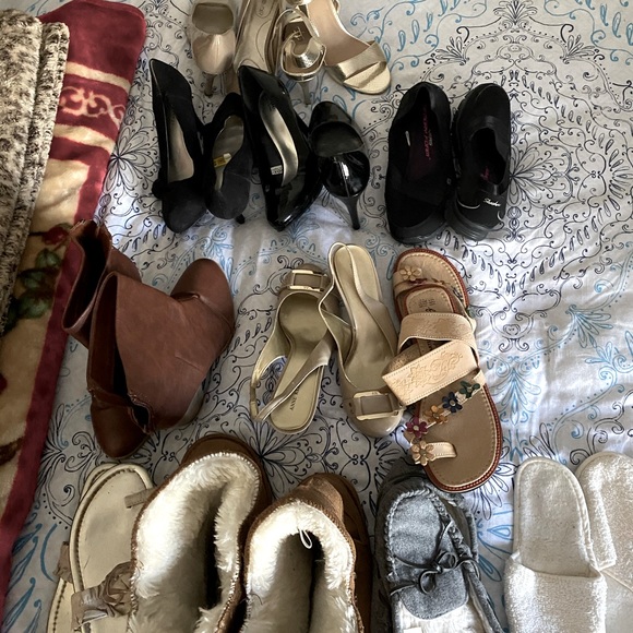 Shoes - Women’s shoes